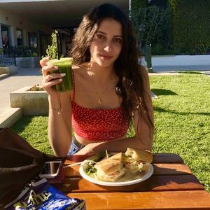 Meet your Posher, Robin